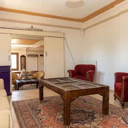 Cozy Duplex House Near Beach And Colorful Attractions In Ayvalik