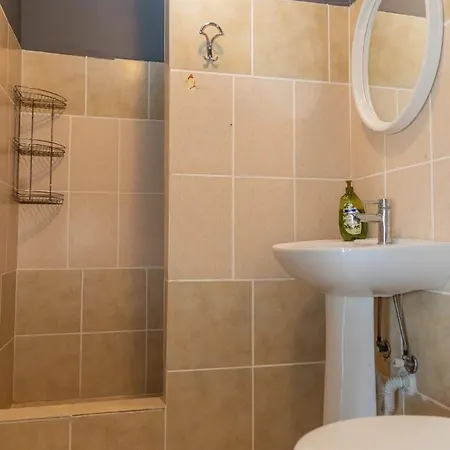 Βίλα Cozy Duplex House Near Beach And Colorful Attractions In Ayvalik *