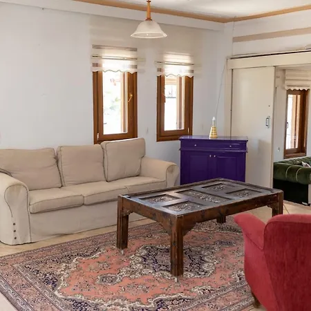 Cozy Duplex House Near Beach And Colorful Attractions In Ayvalik
