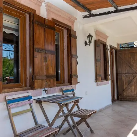 Βίλα Cozy Duplex House Near Beach And Colorful Attractions In Ayvalik *